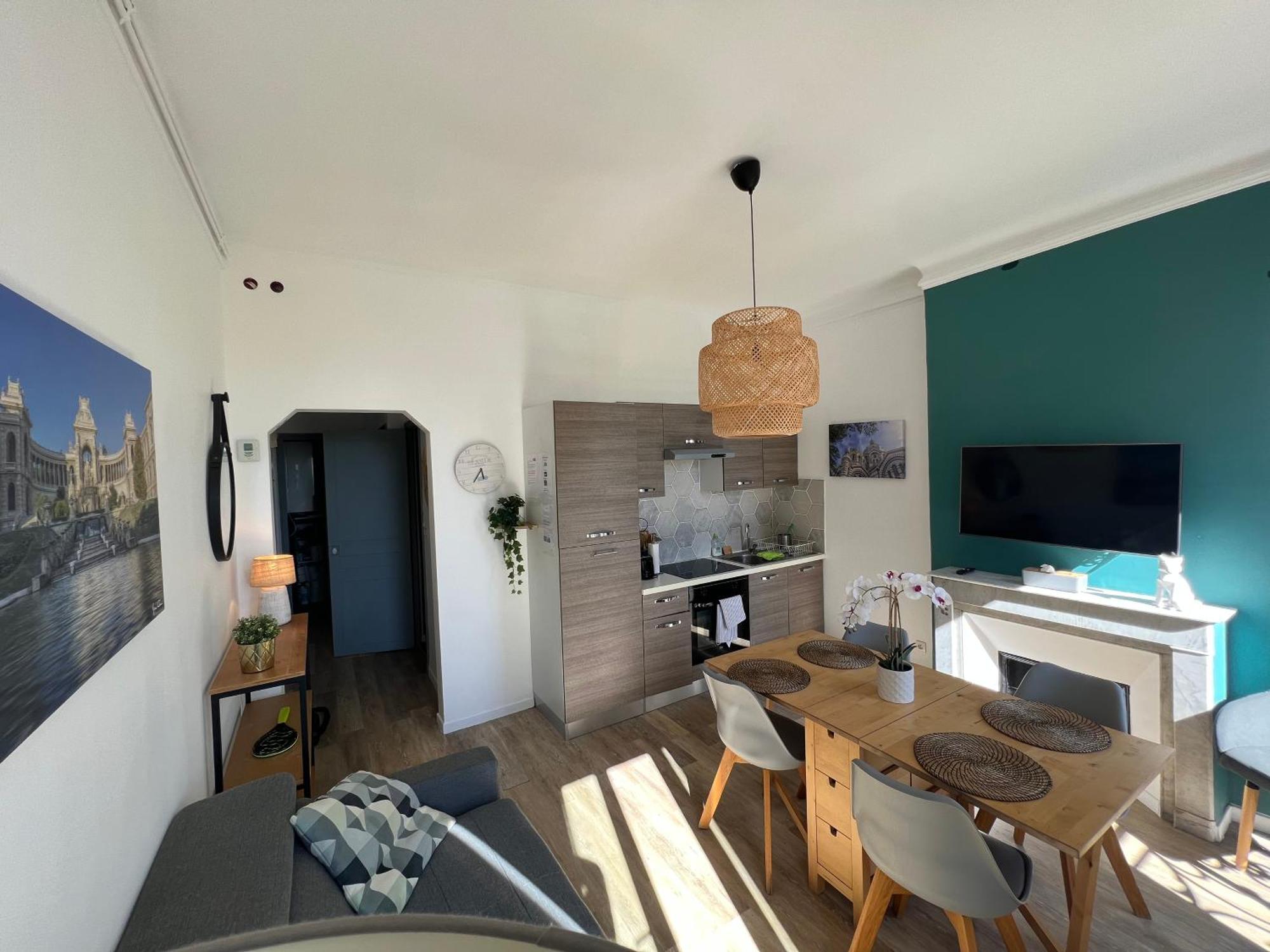 Appartement Splendide Joliette Parking Securisé Marseille